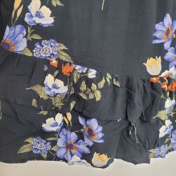 AMERICAN‎ EAGLE blouse black top floral peasant ruffle shirt XS - Picture 6 of 10